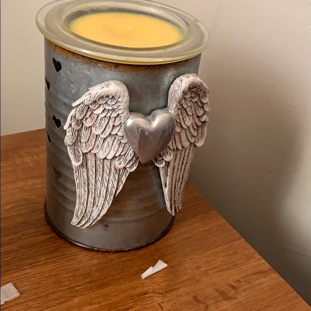 Scentsy angel wing warmer